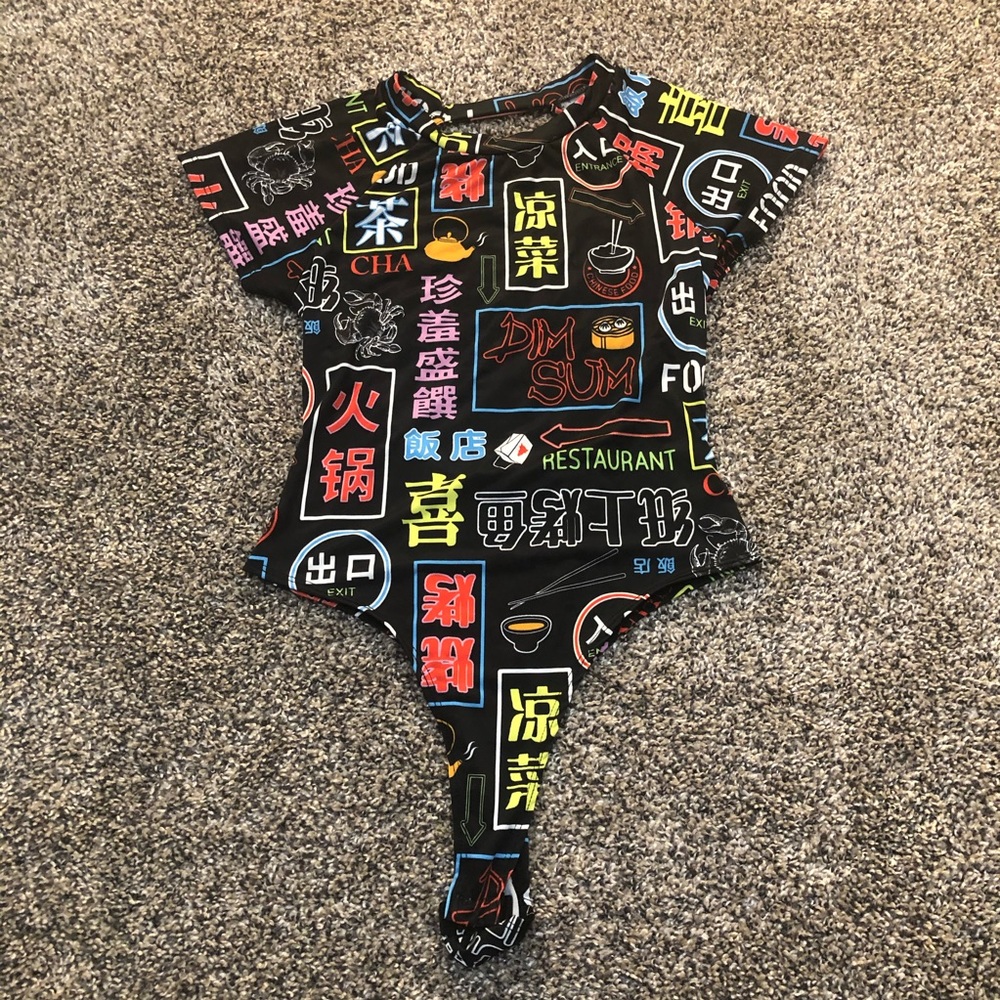*LIKE NEW* Japanese One Piece